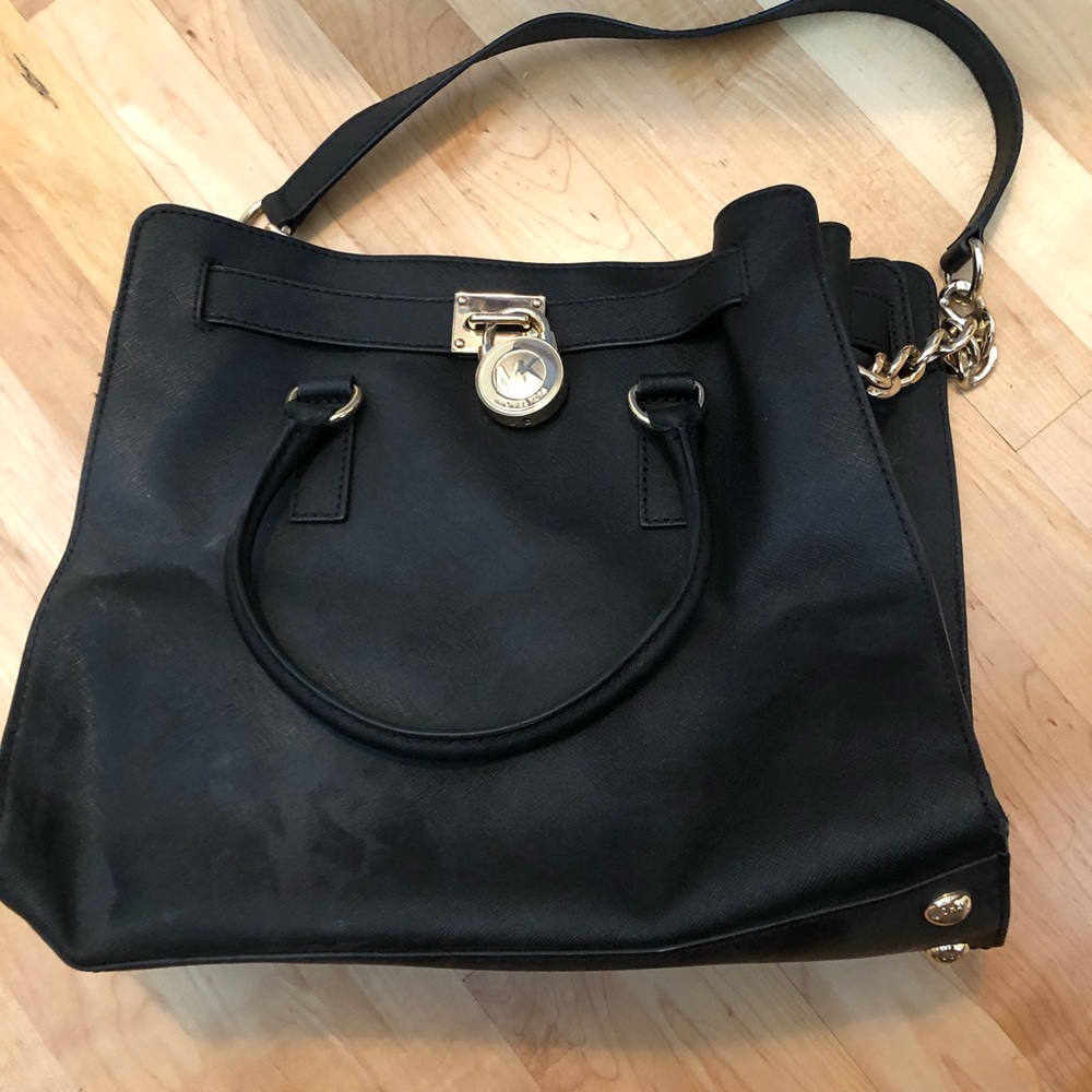 Micheal kors purse